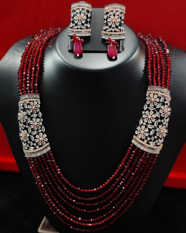 Red Beaded Necklace Set