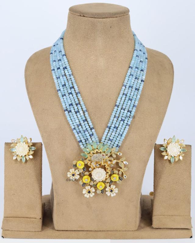 Floral Necklace and Earrings Set