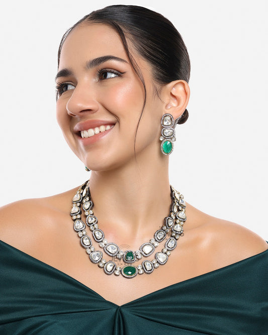 Emerald Elegance Necklace and Earring Set