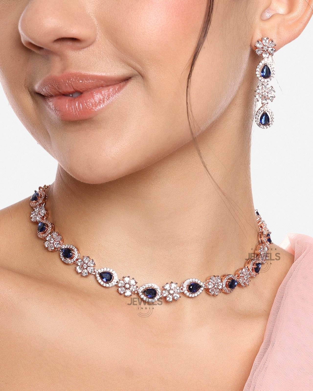 Floral Diamond Necklace 