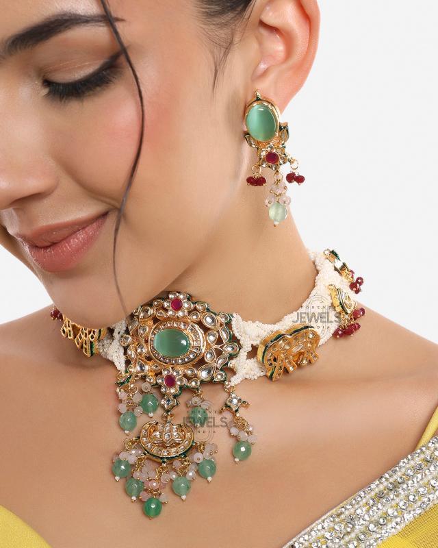 Jadau Choker Necklace and Earrings Set