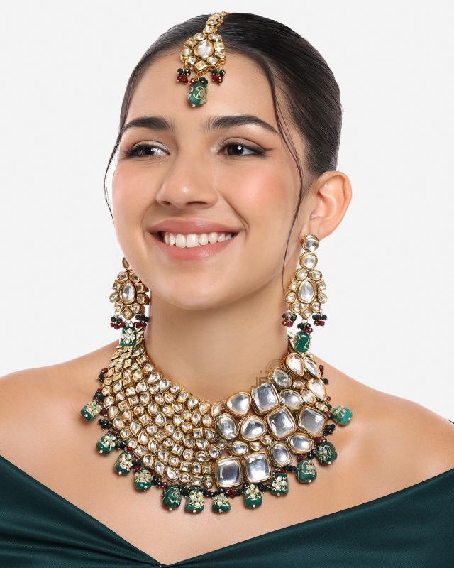 Glamorous Green Delight Necklace Set