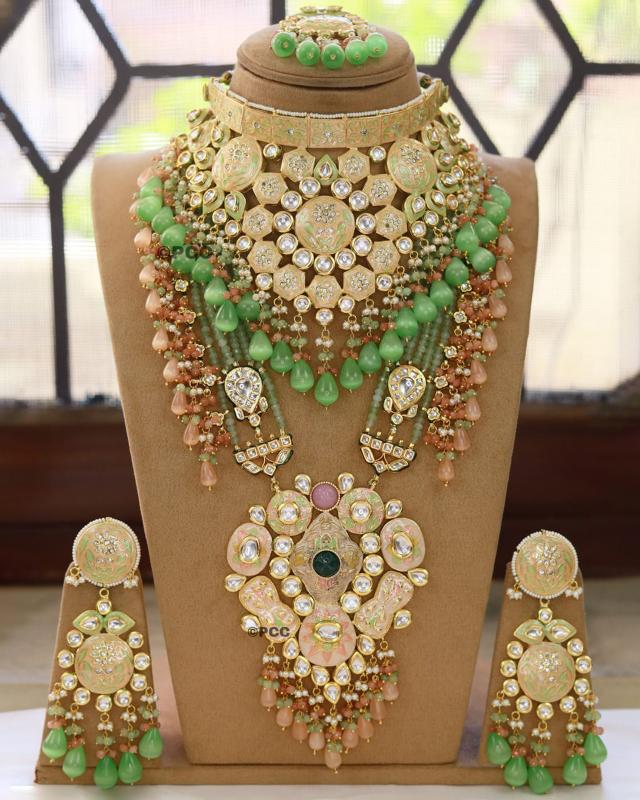 Regal Elegance Necklace Set
