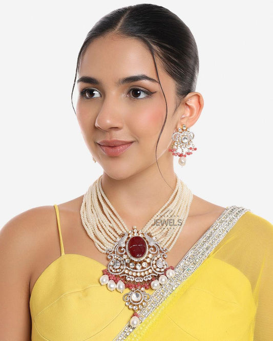 Royal Pearl Necklace