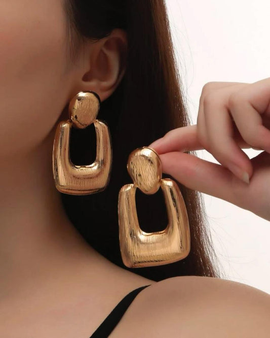 Square drop earrings