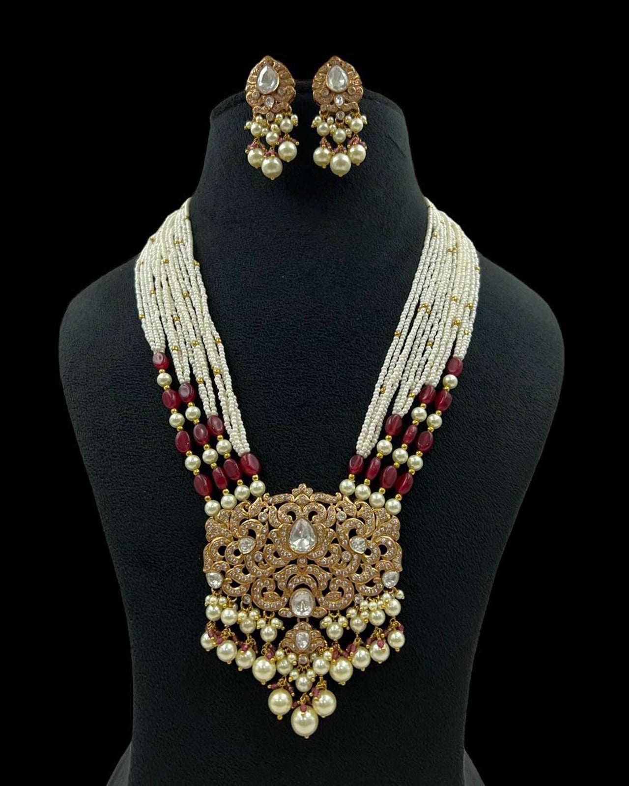 Exquisite Beads Kundan Necklace Set