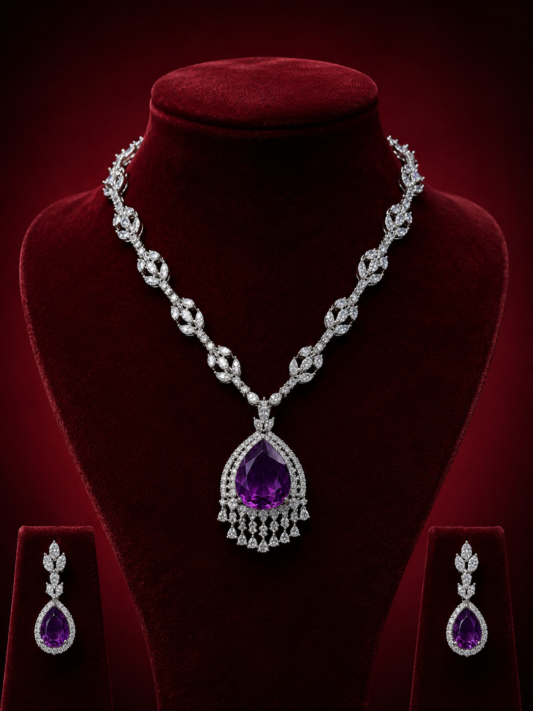 Sparking Drop Diamond Necklace Set