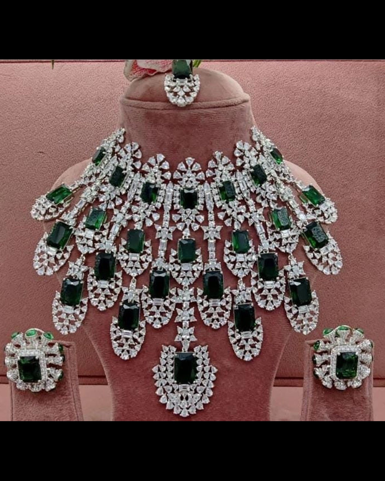 Kiara's Wedding Inspired Set