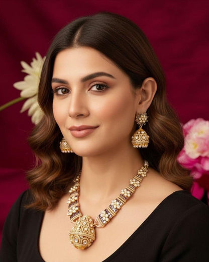 Traditional Kundan Polki Necklace Set featuring finely crafted uncut Polki stones, intricate kundan detailing, and matching earrings. A timeless ethnic jewellery set perfect for bridal wear, weddings, festive celebrations, and special occasions.