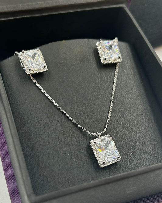 Diamond Pendant Necklace 