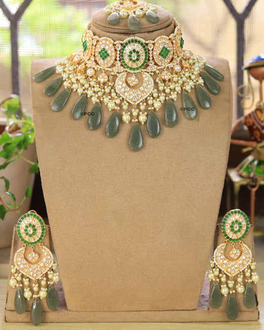 Splendor Kundan Bridal Set