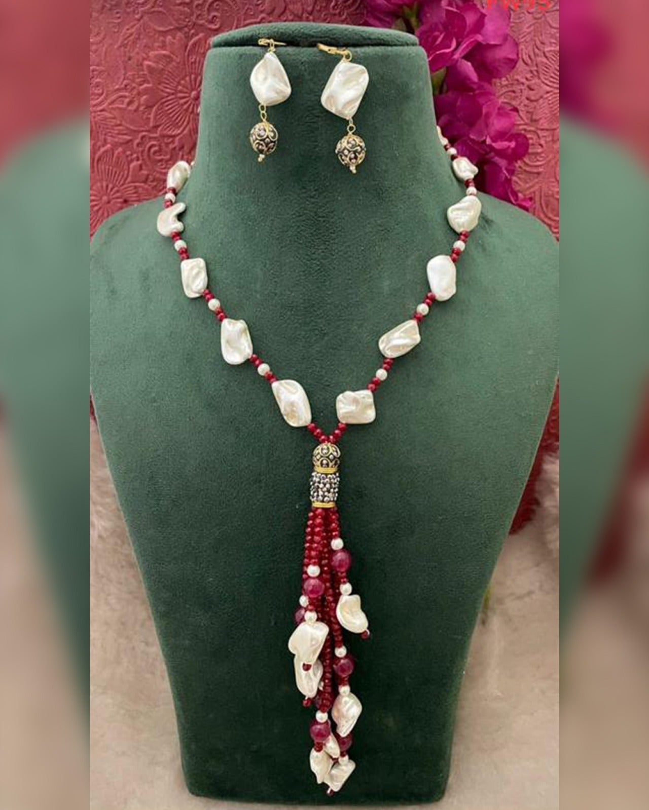 Beads Long Necklace 
