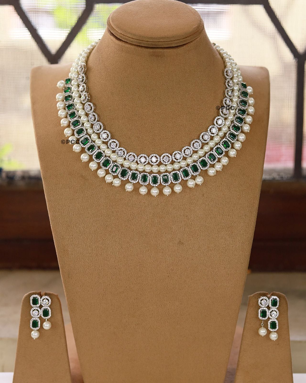Pearl Diamond Necklace Set