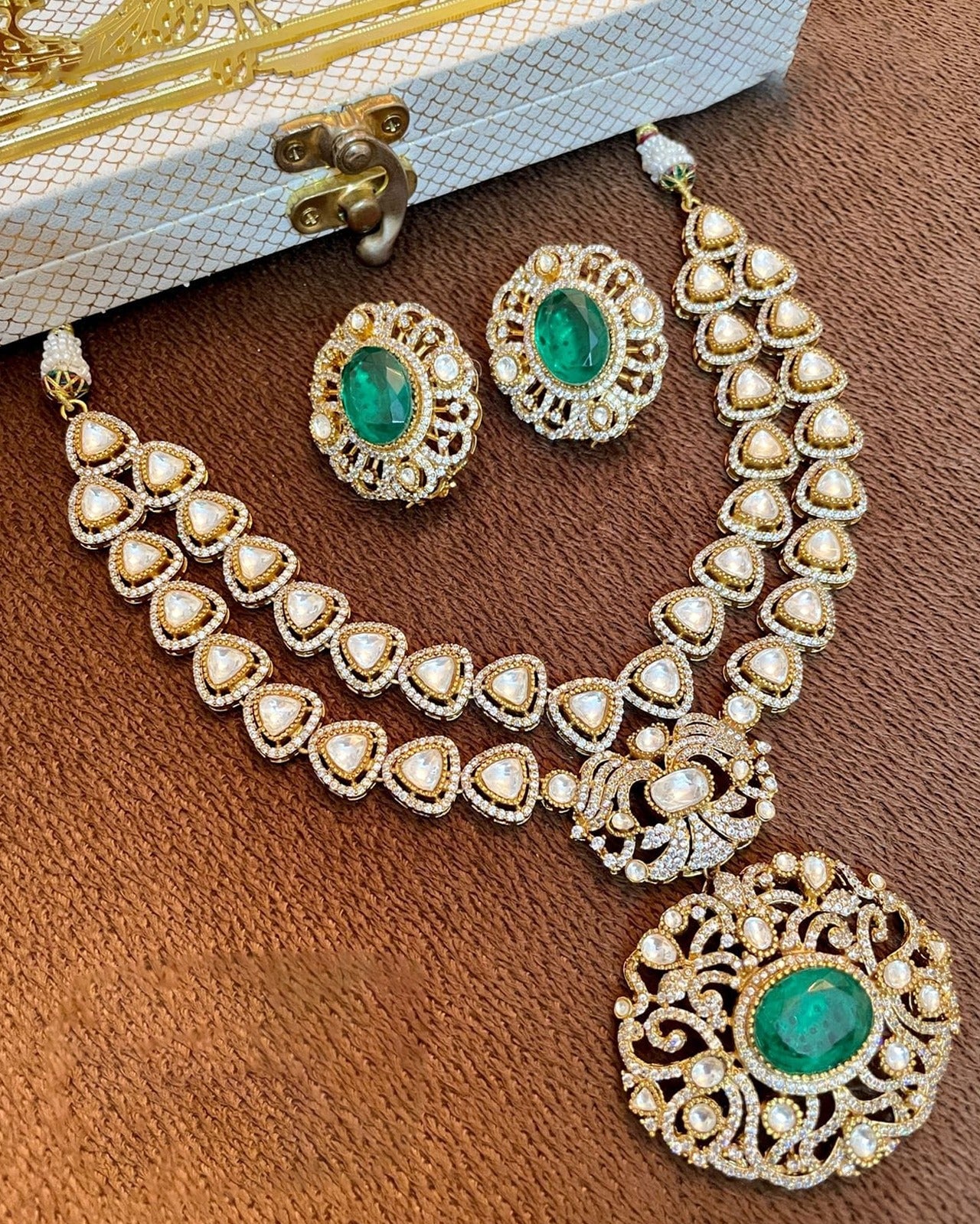 Fine Polki Kundan Set