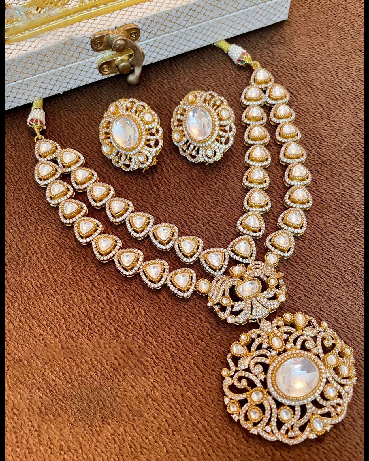 Fine Polki Kundan Set