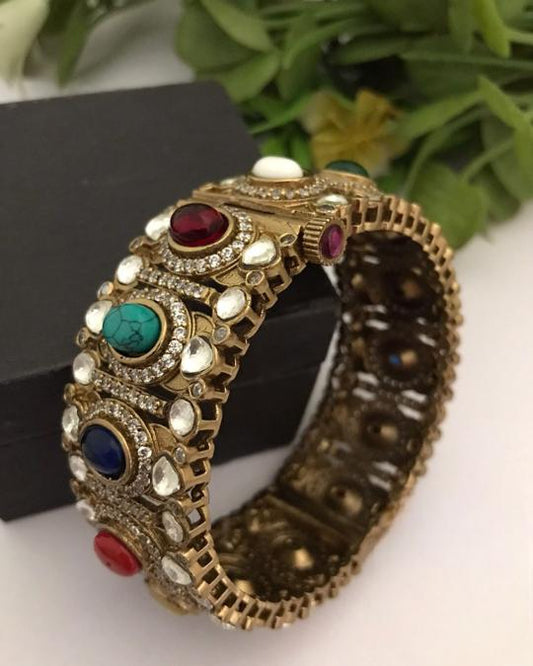 Multicolor openable Kundan Kada
