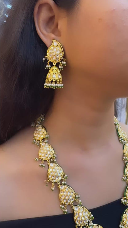 Golden Bridal Kundan Necklace Set