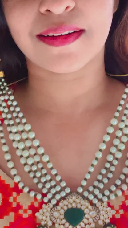 Pearl Long Emerald Beauty