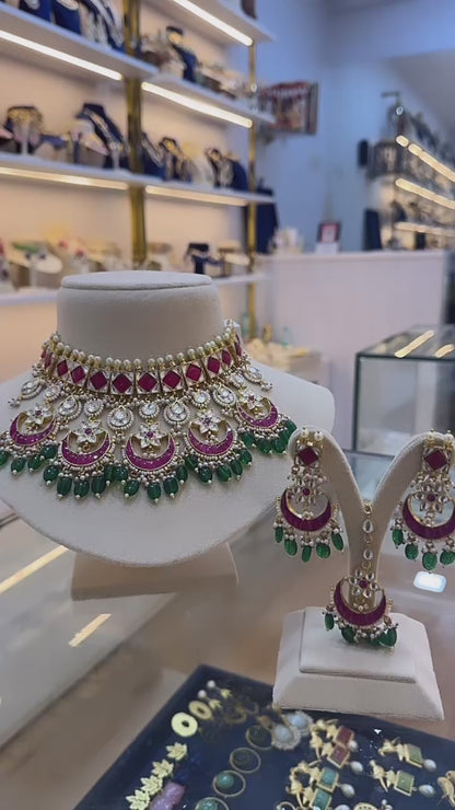 Festive Harmony Necklace Set