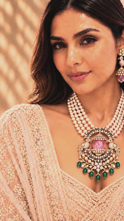 Royal Pearl Bird Pendant Set
