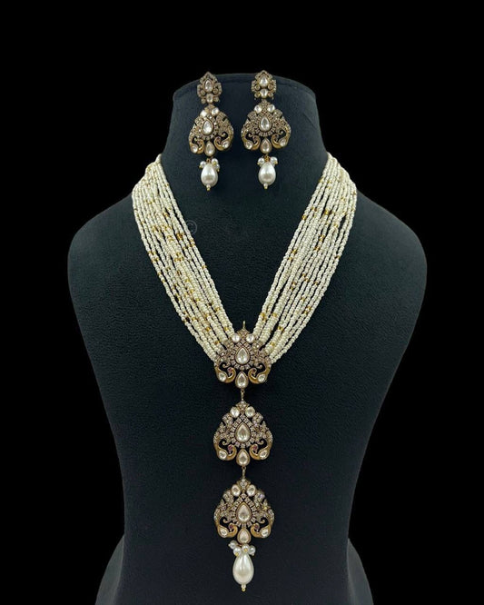 Glimmering Moonstone Necklace Set
