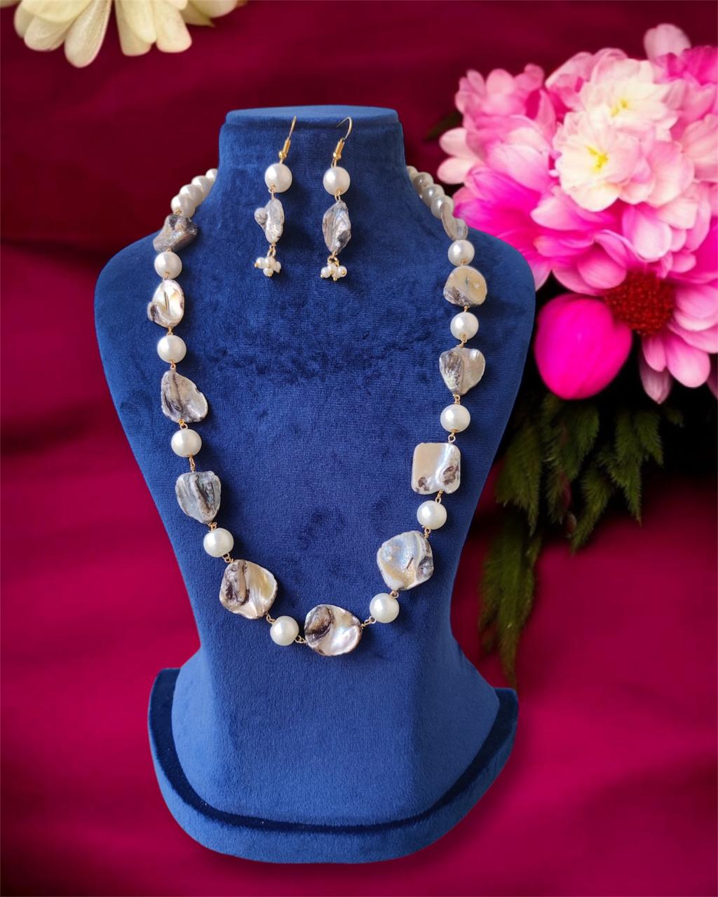 Fashion Baroque pearl Mala