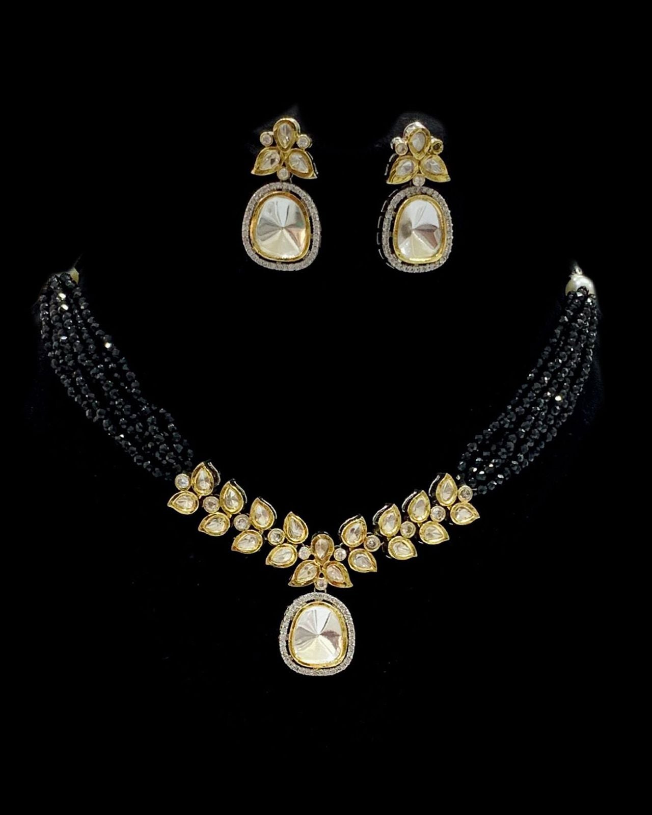 Black Kundan Set