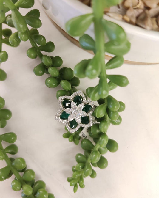 Emerald Floral Ring