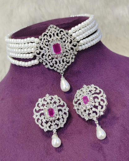 Pearl Choker