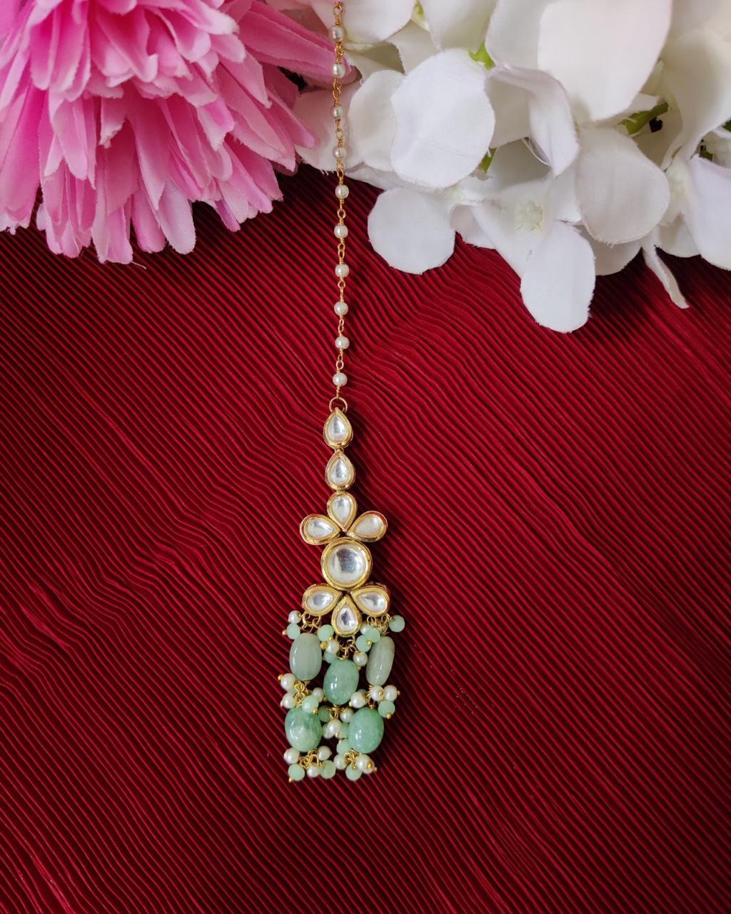 Beads Kundan Maang Tika