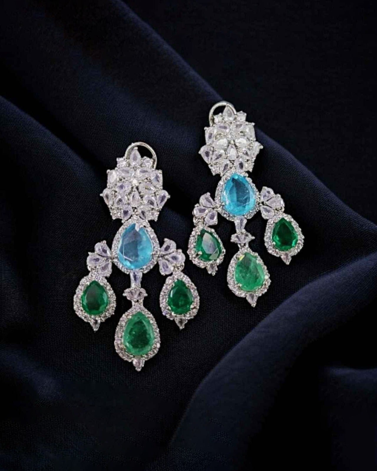 Elegant Earrings Set