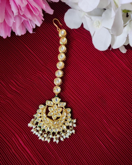 Kundan Bridal Maang Tika