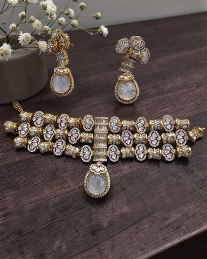 Classic  Traditional Choker Necklace Set