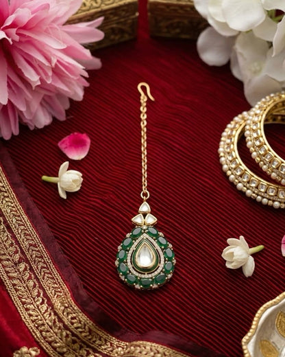 Emerald Maang Tika