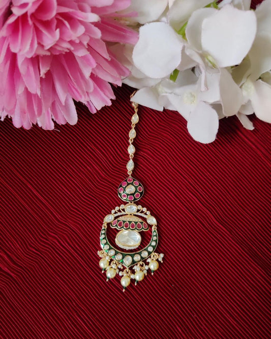 Kundan Pearl Maang Tika
