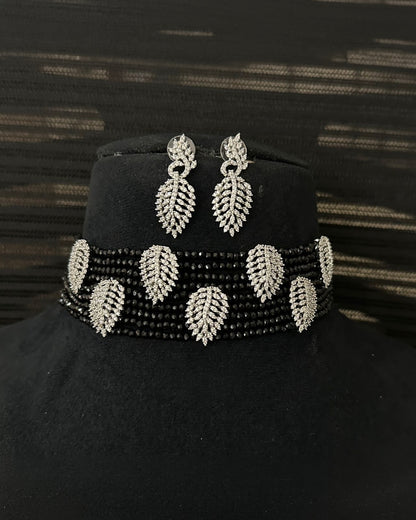 Modern Leaf Beads Choker Necklace Set