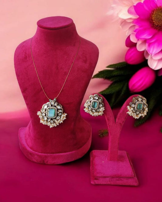 Delicate Mint Beauty